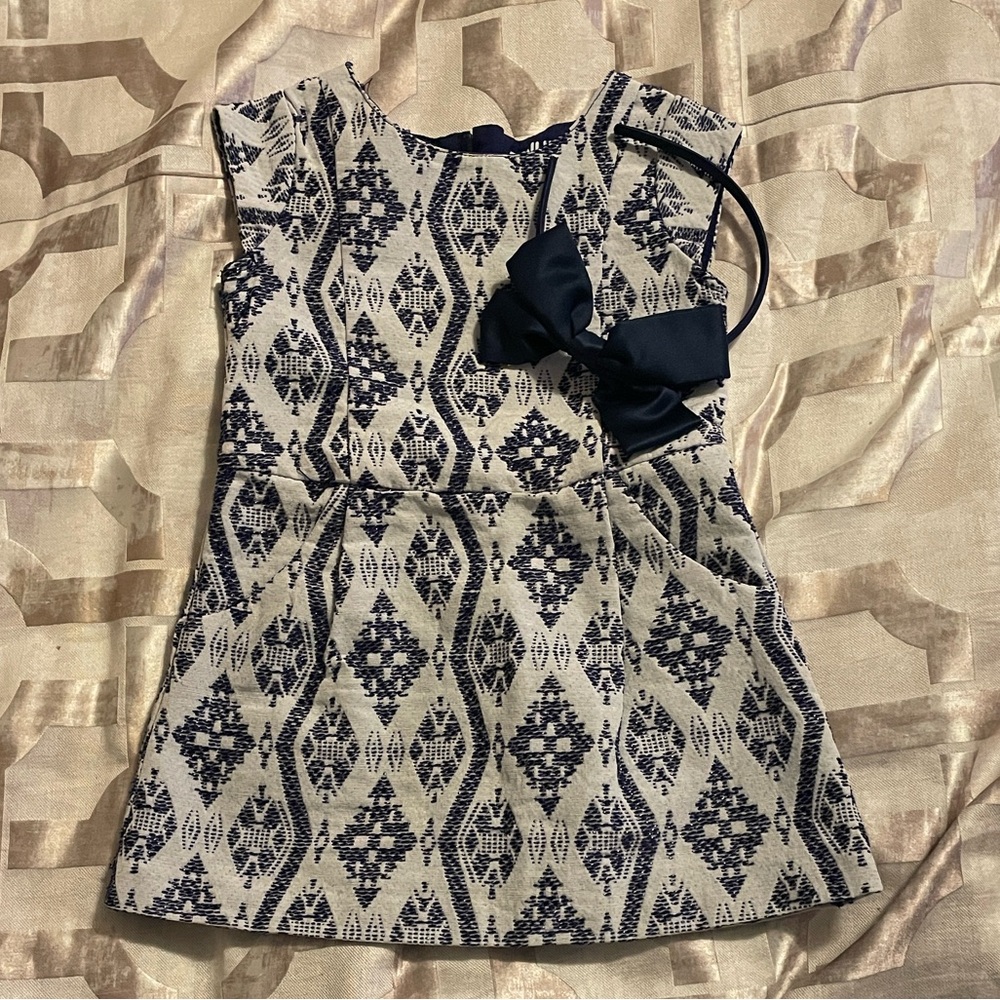 Christmas girls size 2 Oshkosh B'gosh Navy and White Patterned Casual Dress w